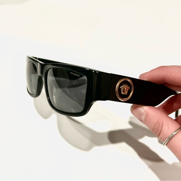 VERSACE SUNGLASSES - Picture 1 of 8